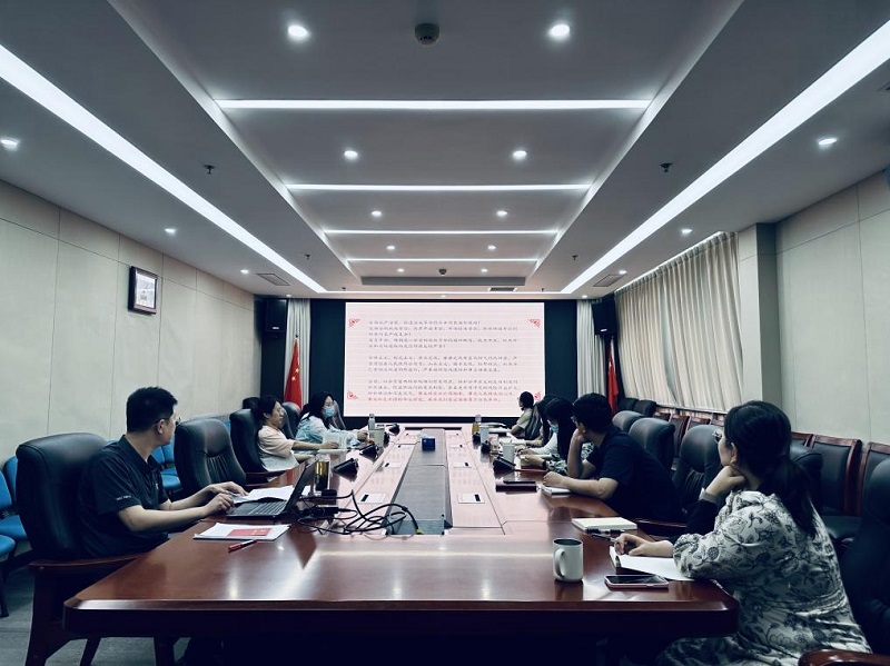 “以讲促读”  深入学习《论党的自我革命》 ——农垦中心第二青年理论学习小组开展“学用新思想 悦读伴成长”活动